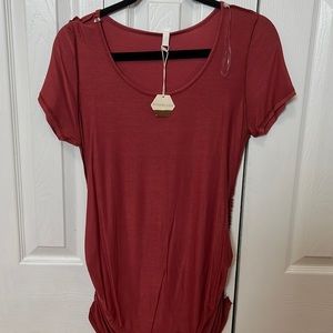 NWT Pink blush maternity medium tee